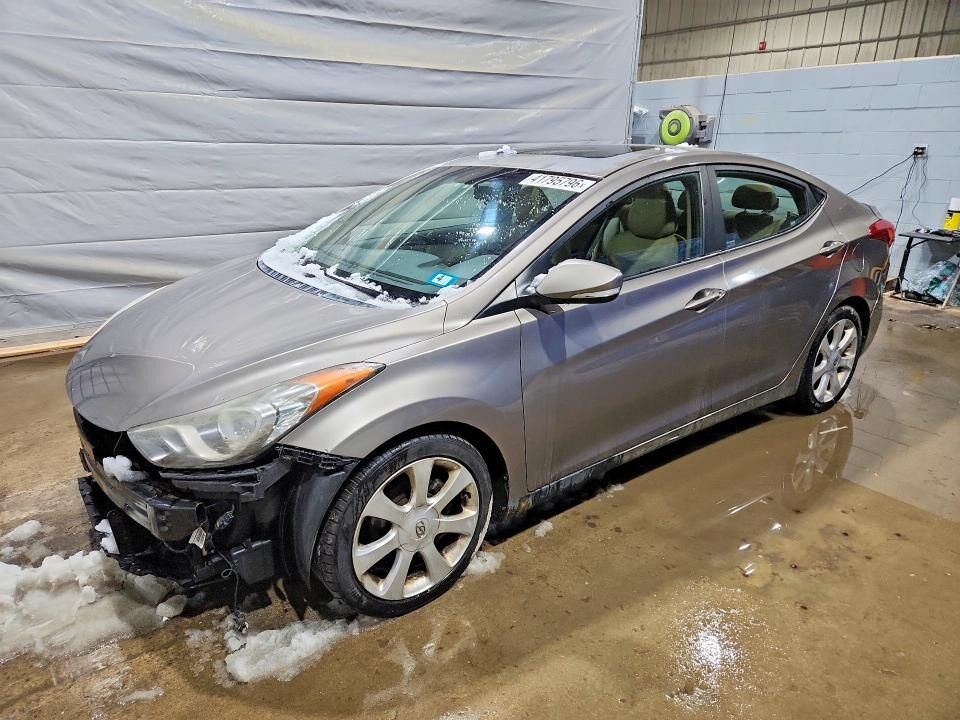 2011 HYUNDAI Elantra