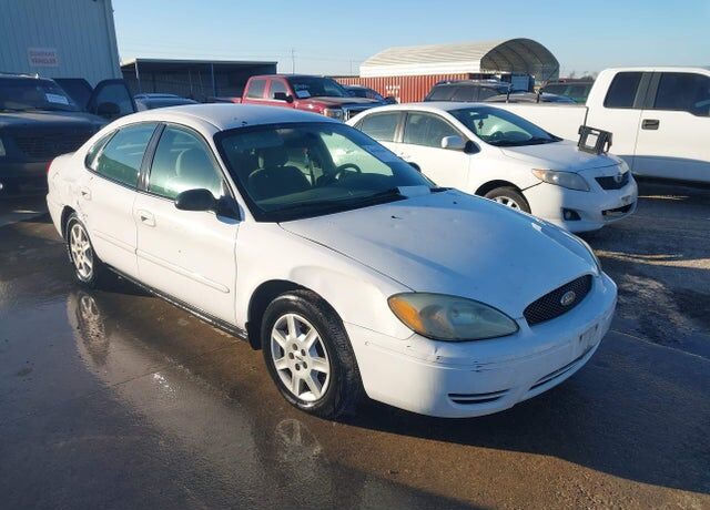 2005 FORD Taurus