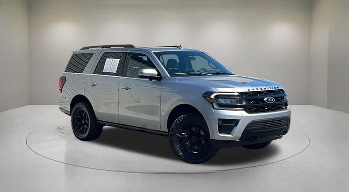 2022 FORD Expedition
