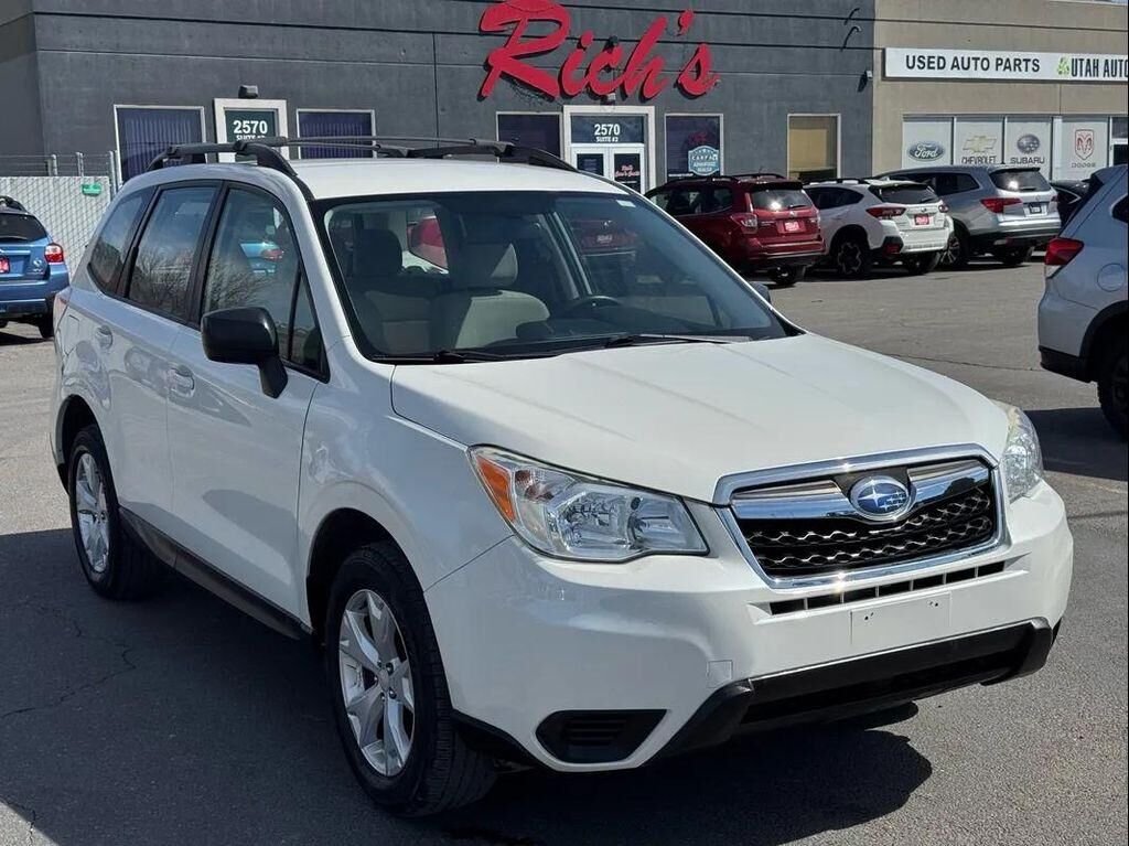 2016 SUBARU Forester
