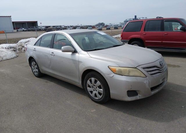 2010 TOYOTA Camry