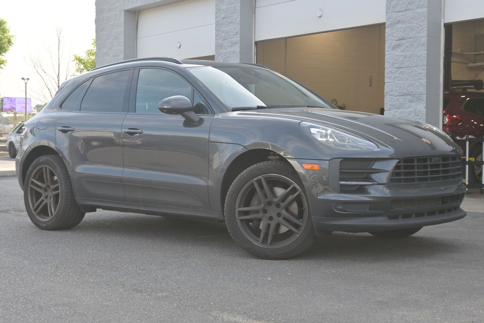 2021 PORSCHE Macan