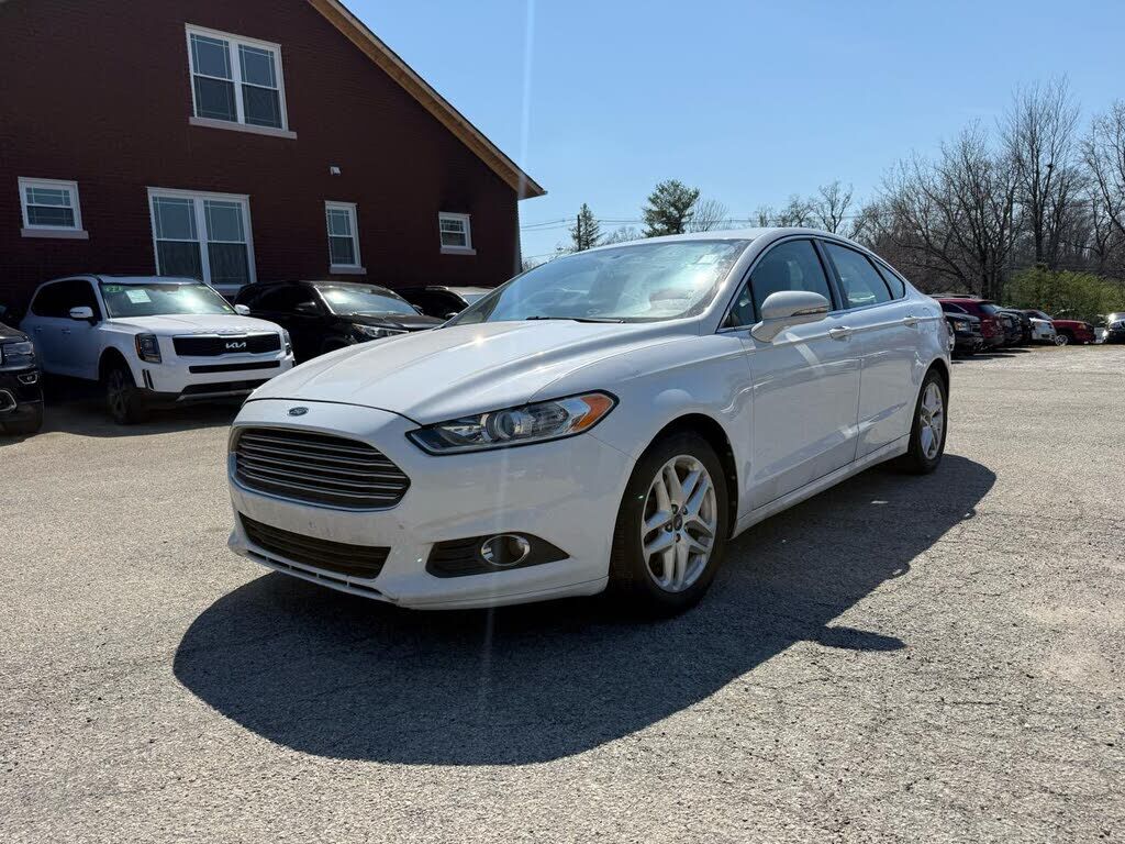 2013 FORD Fusion