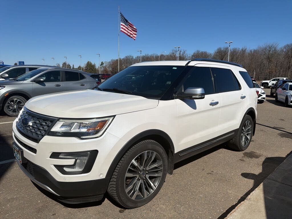 2017 FORD Explorer