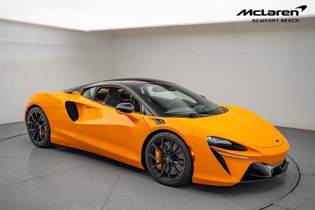 2023 MCLAREN ARTURA