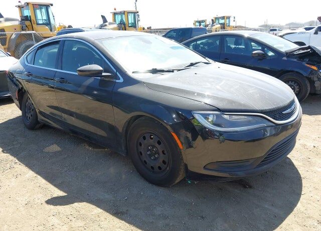 2015 CHRYSLER 200
