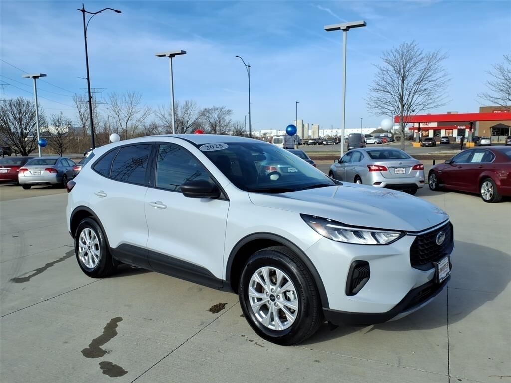 2025 FORD Escape