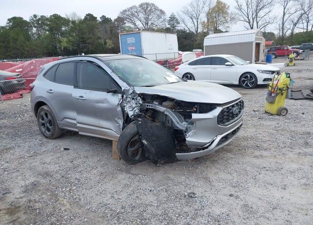 2023 FORD Escape