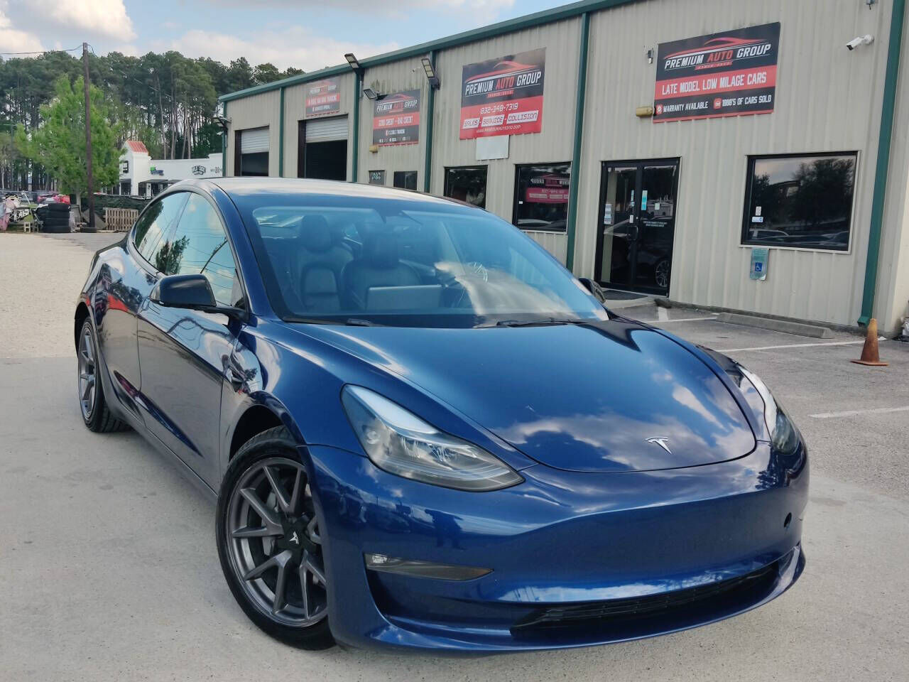2023 TESLA Model 3