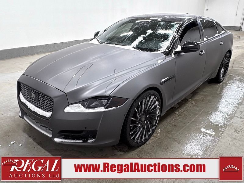 Jaguar XJ
