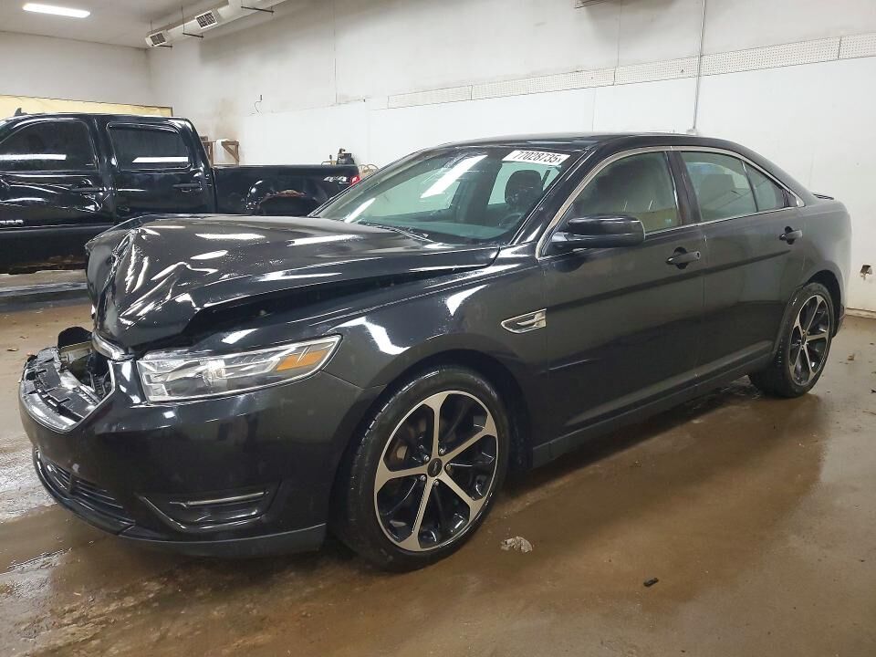 2015 FORD Taurus