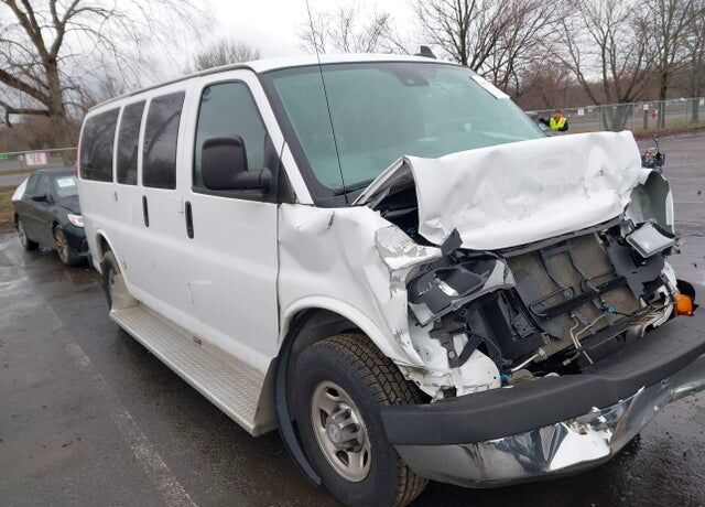 2020 CHEVROLET Express