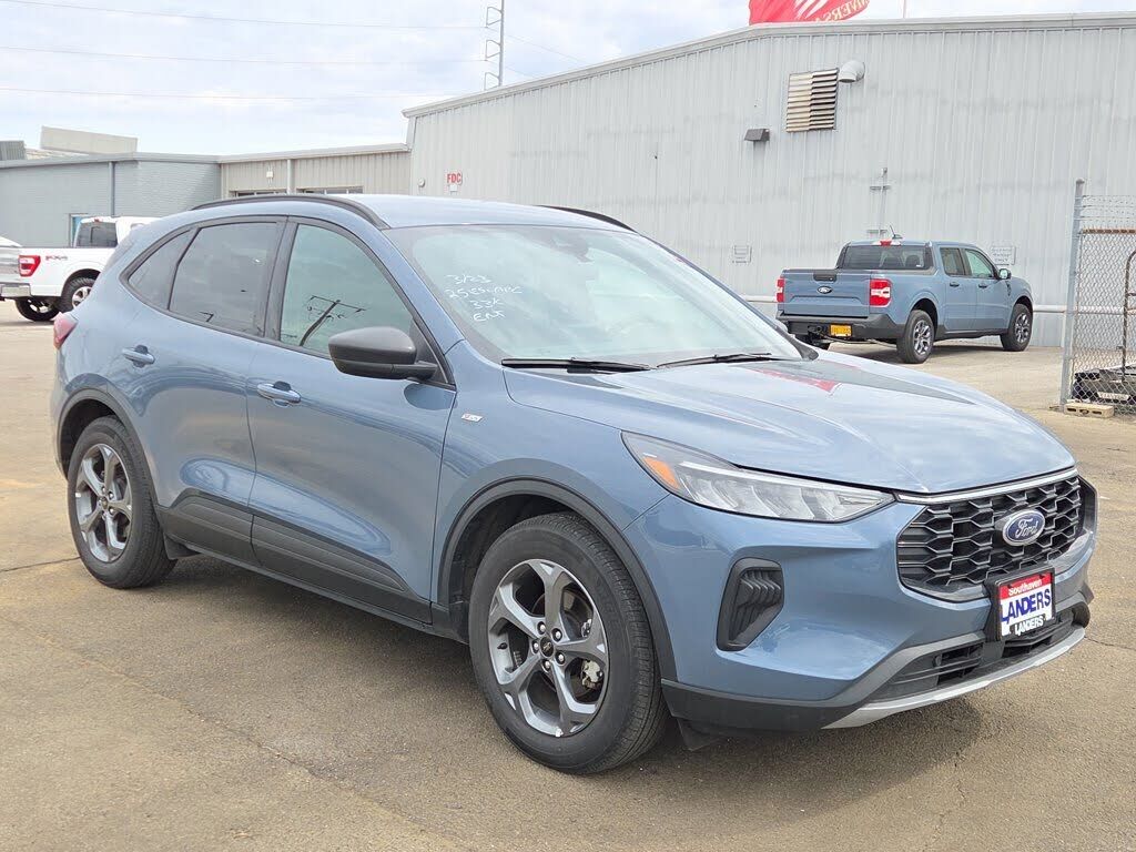 2025 FORD Escape