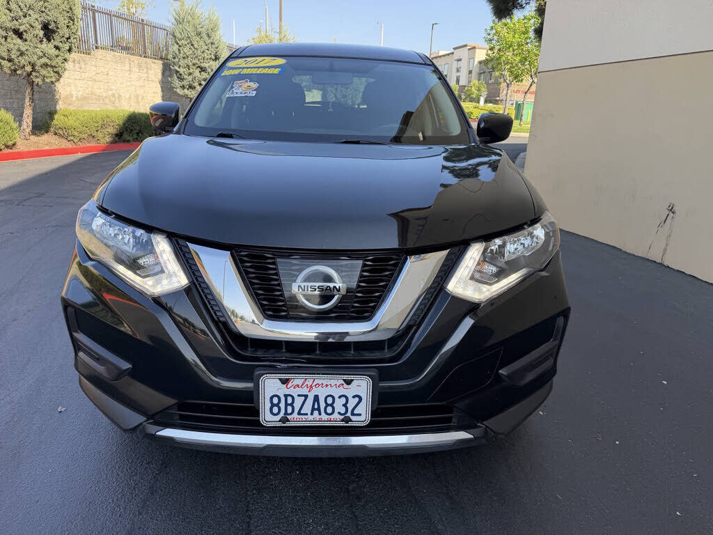2017 NISSAN Rogue