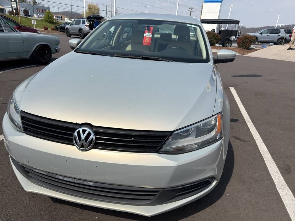 2012 VOLKSWAGEN Jetta