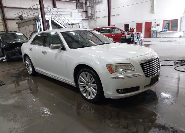 2011 CHRYSLER 300