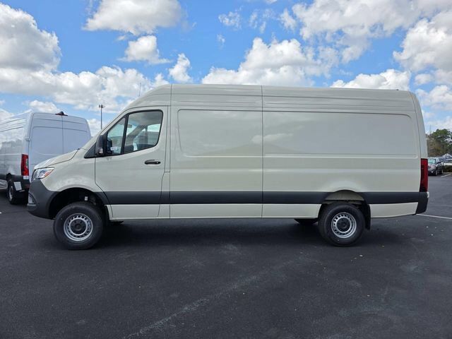 2026 MERCEDES-BENZ Sprinter