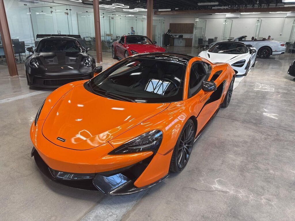 2018 MCLAREN 570GT