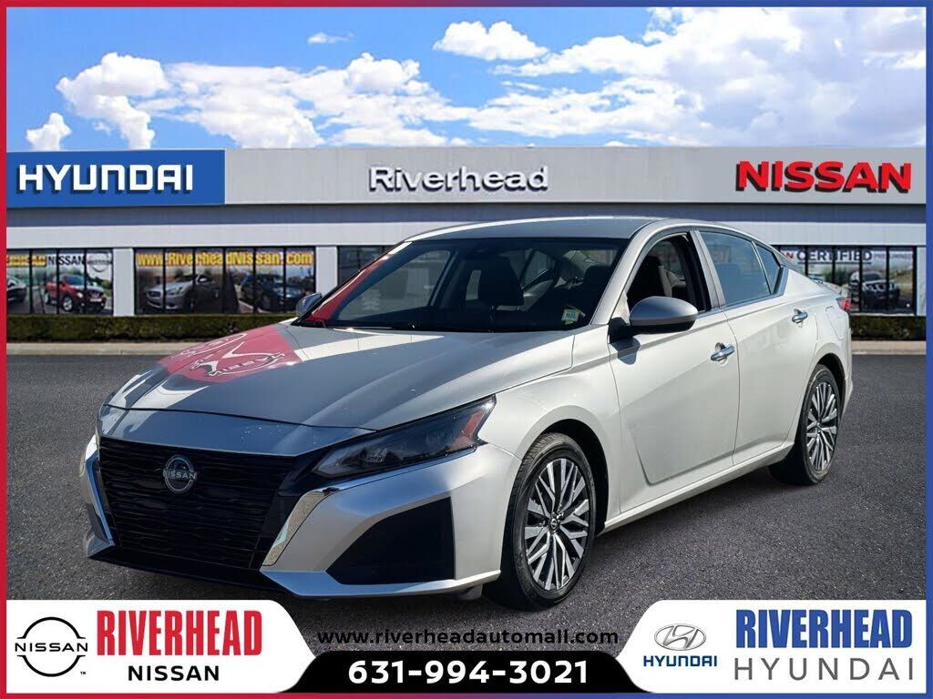 2023 NISSAN Altima