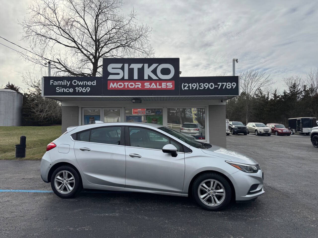 2017 CHEVROLET Cruze