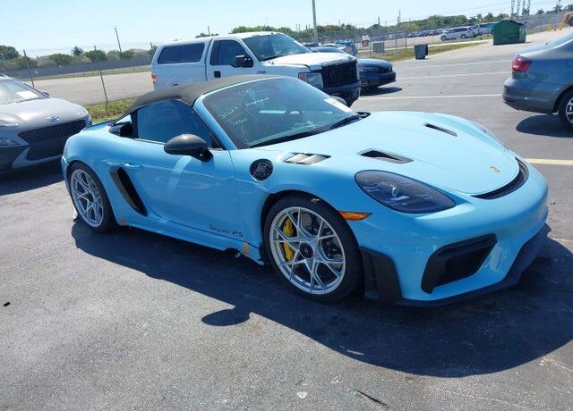 2025 PORSCHE 718