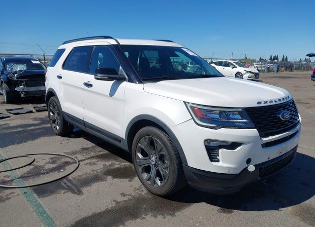 2018 FORD Explorer