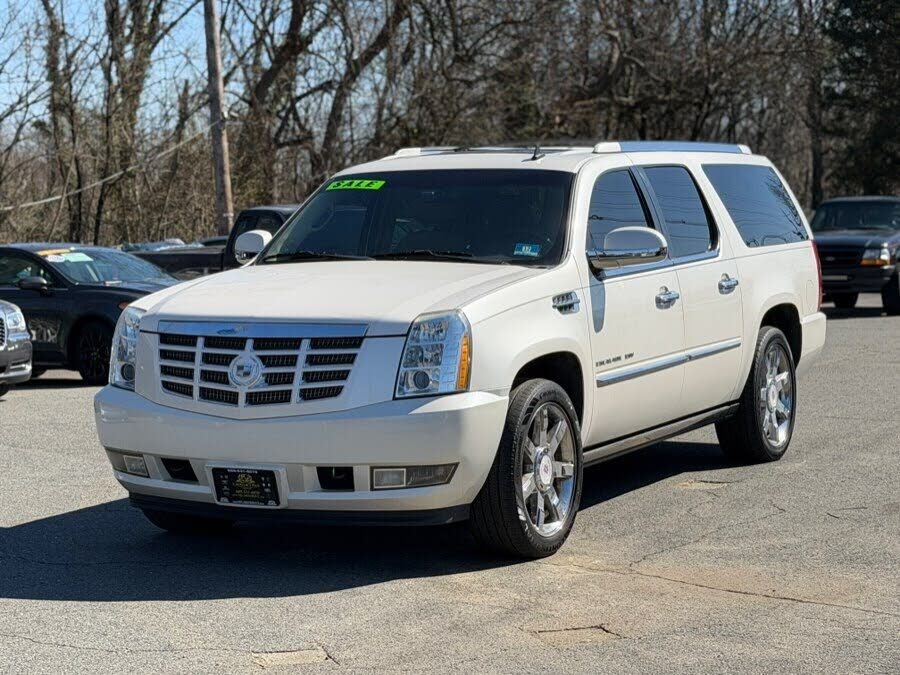 2011 CADILLAC Escalade