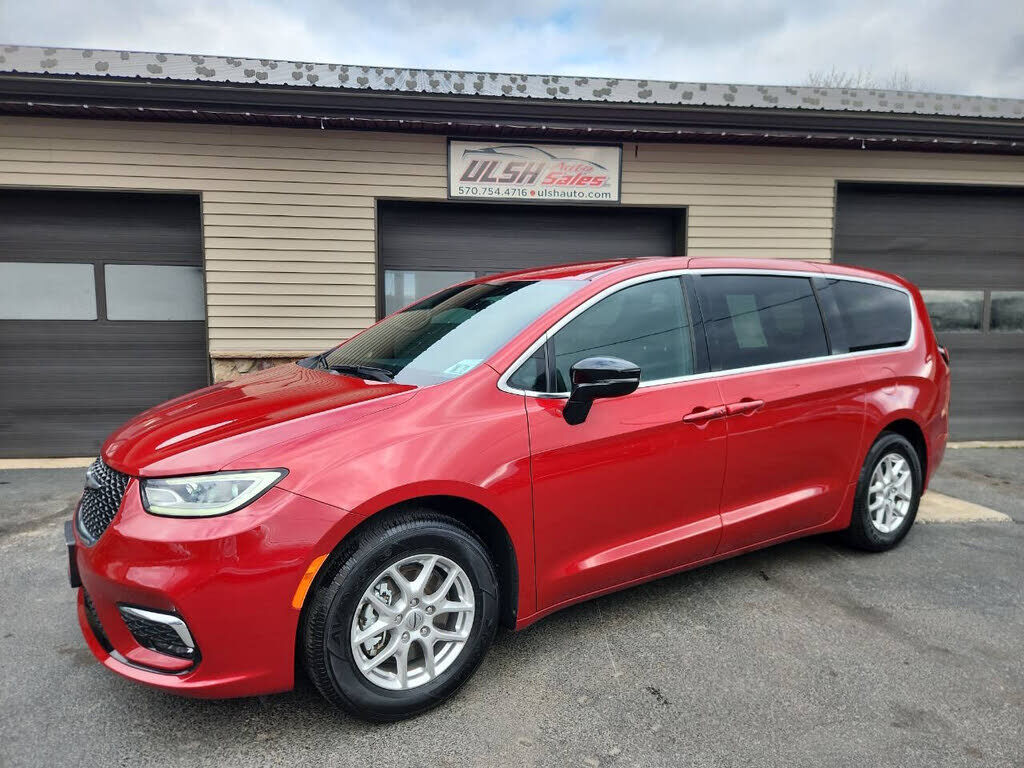 2025 CHRYSLER Pacifica