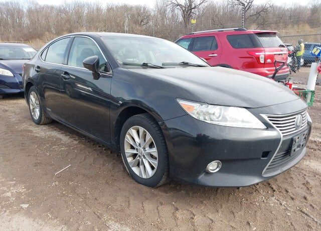 2014 LEXUS ES