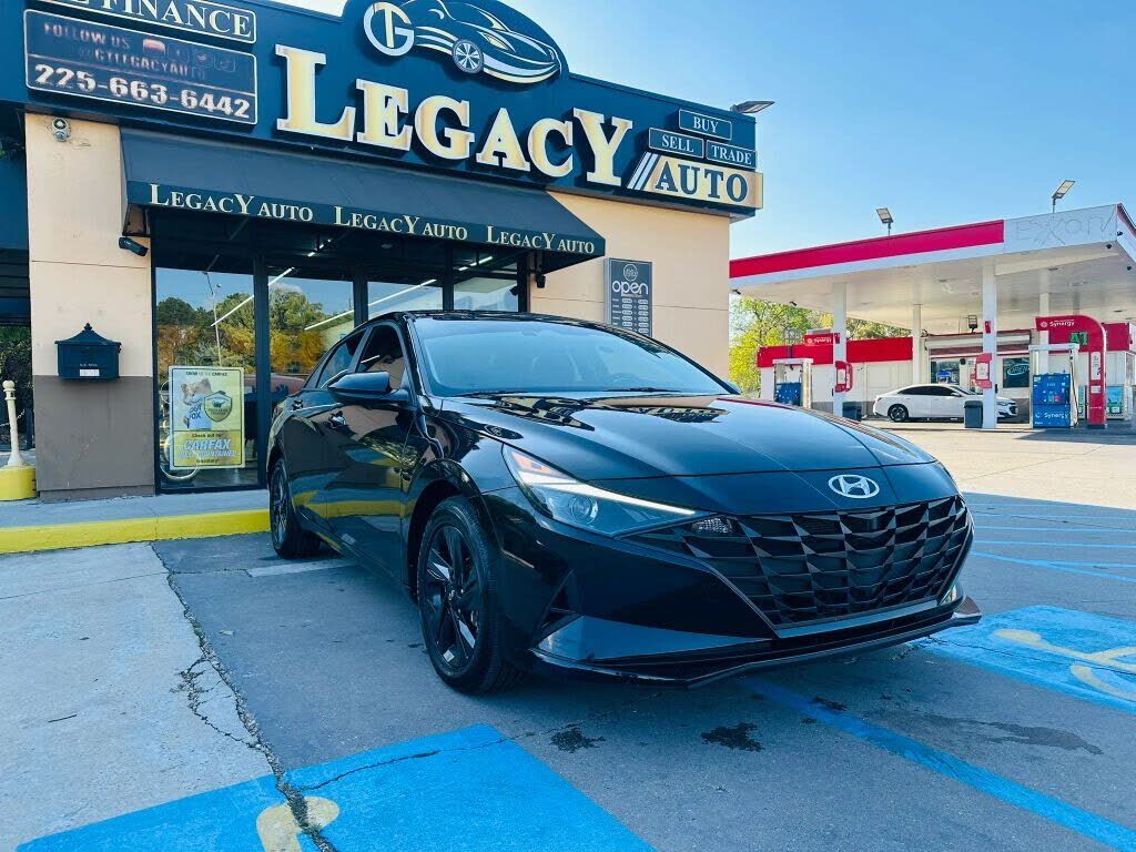 2023 HYUNDAI Elantra