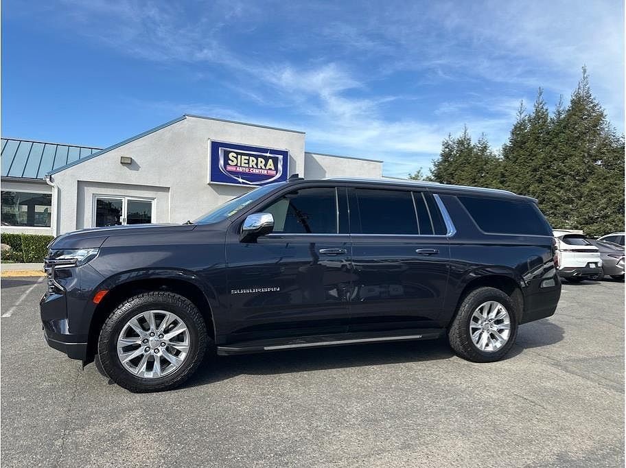 2023 CHEVROLET Suburban