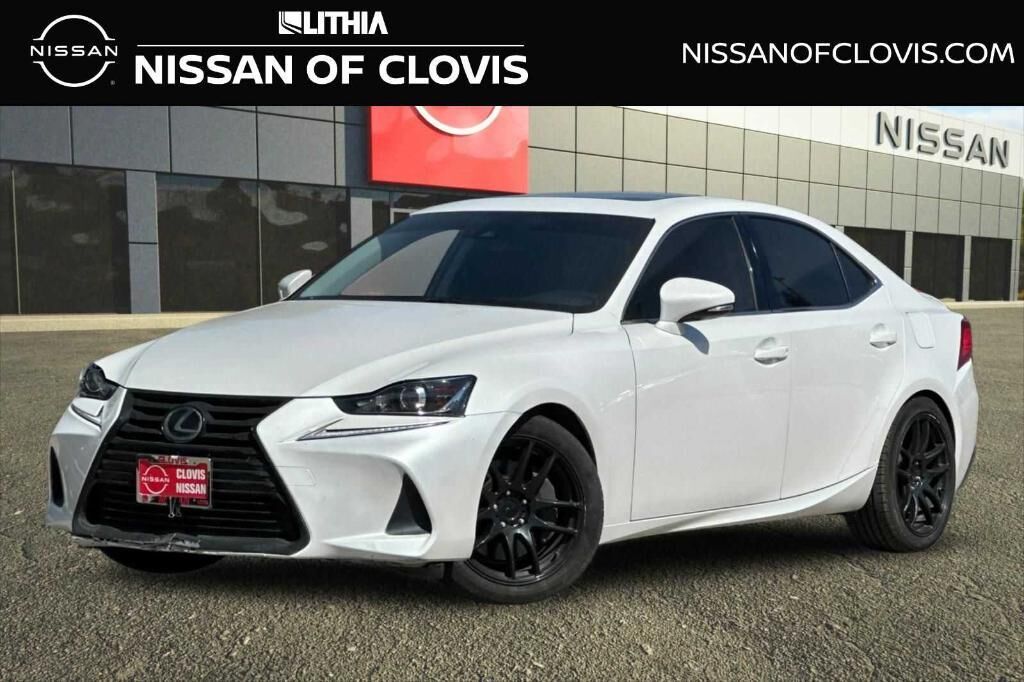 2020 LEXUS IS