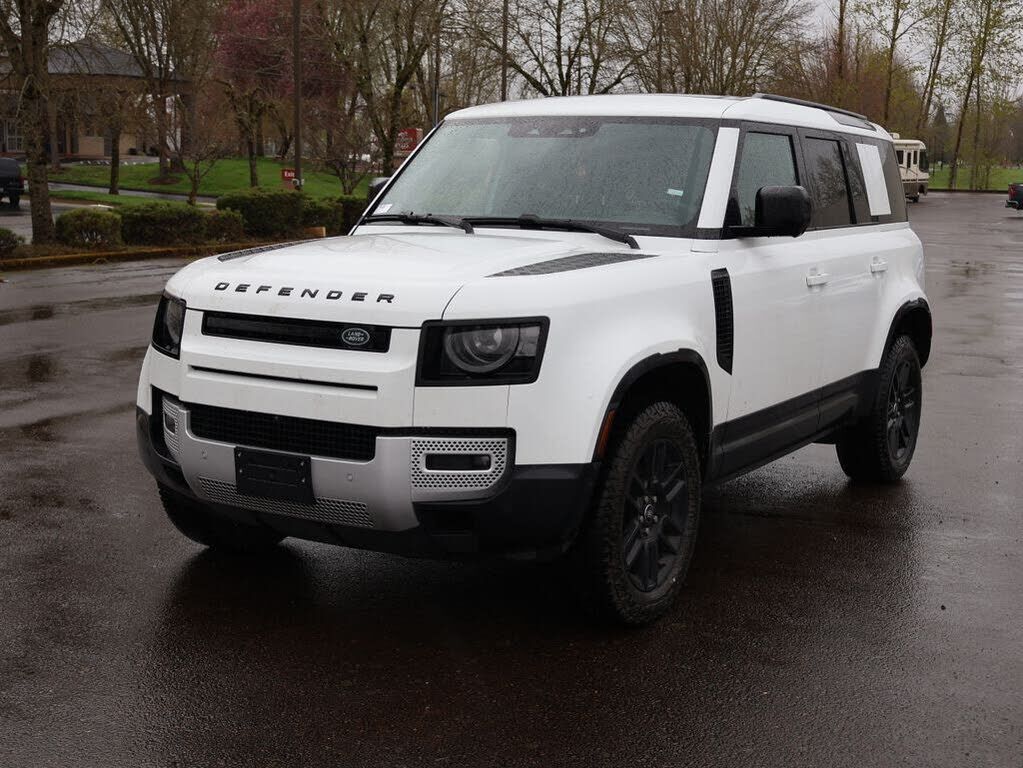2025 LAND ROVER Defender