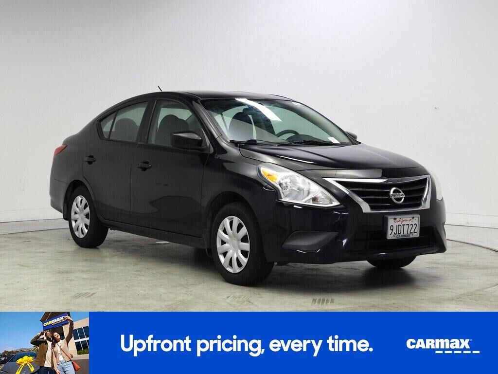2017 NISSAN Versa