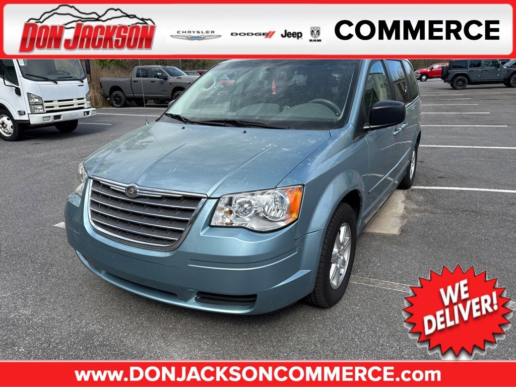 2010 CHRYSLER Town and Country