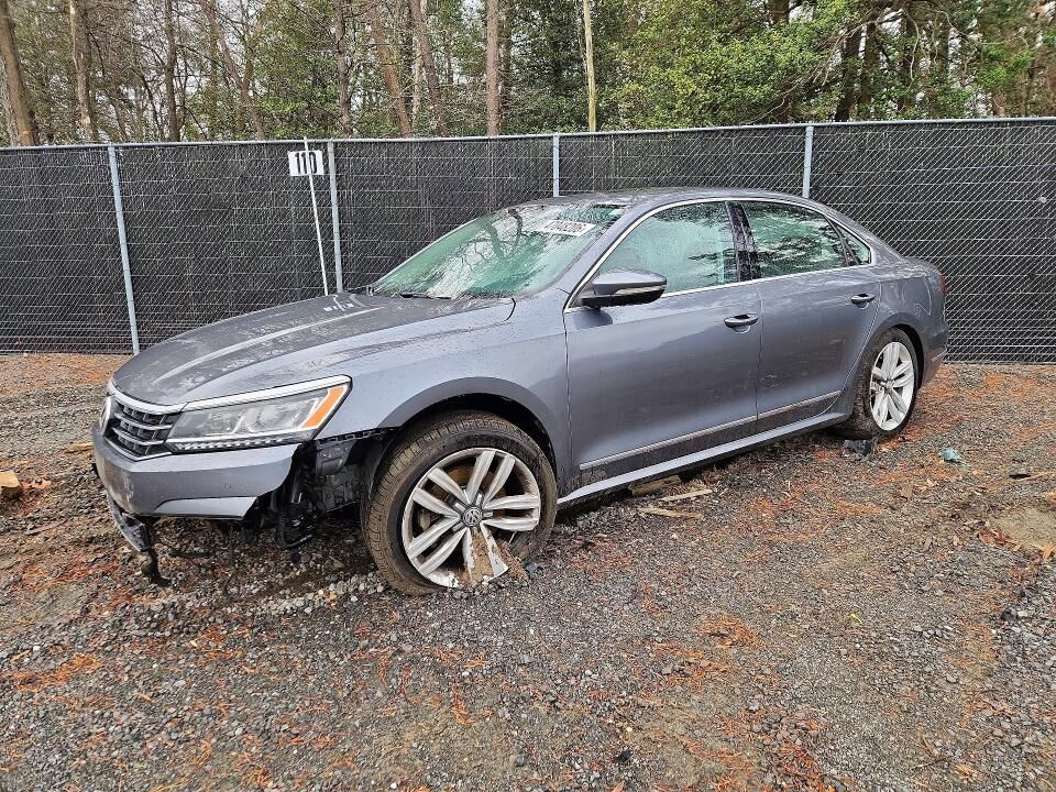 2017 VOLKSWAGEN Passat