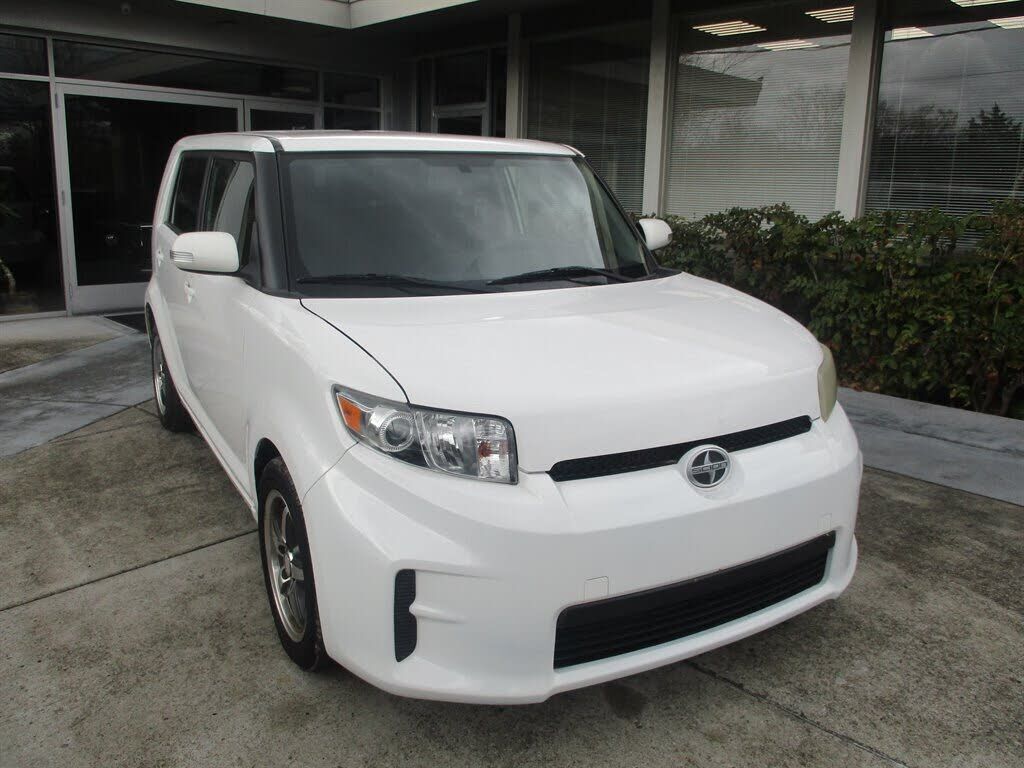 2012 TOYOTA SCION