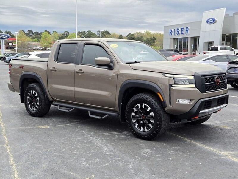 2022 NISSAN Frontier