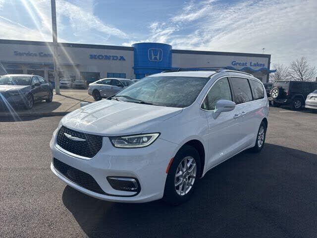 2021 CHRYSLER Pacifica