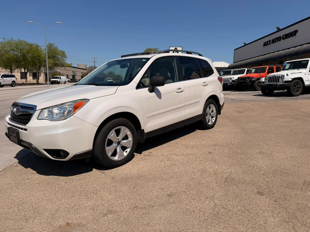 2015 SUBARU Forester