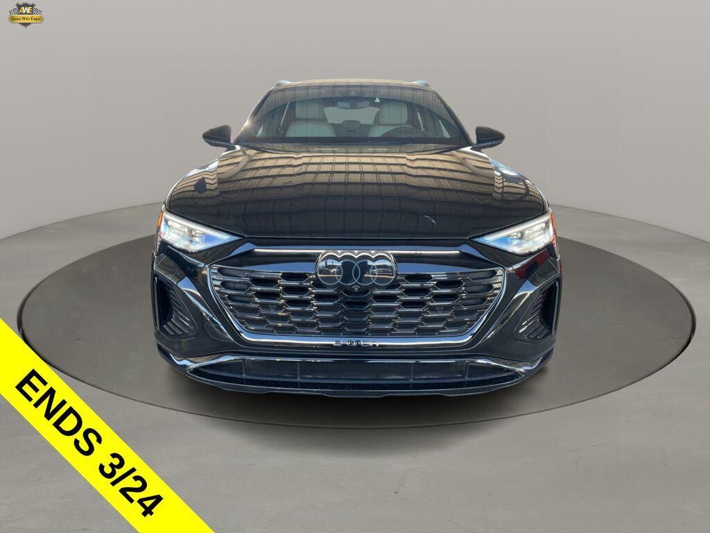 2024 Audi Q8