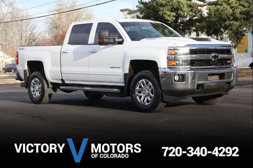 2017 CHEVROLET Silverado