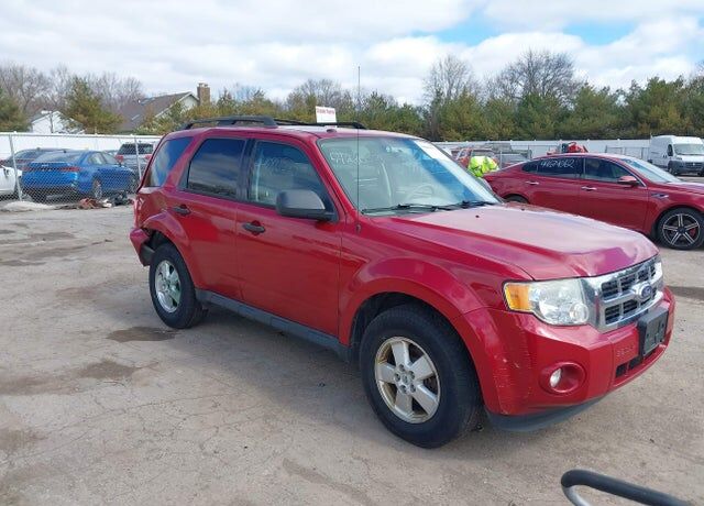 2011 FORD Escape