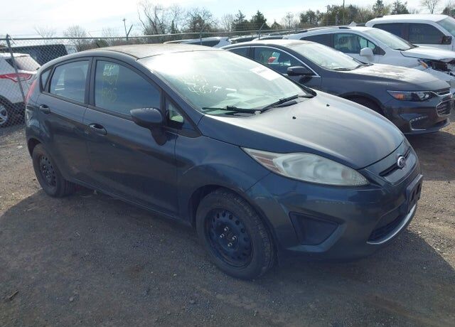 2011 FORD Fiesta