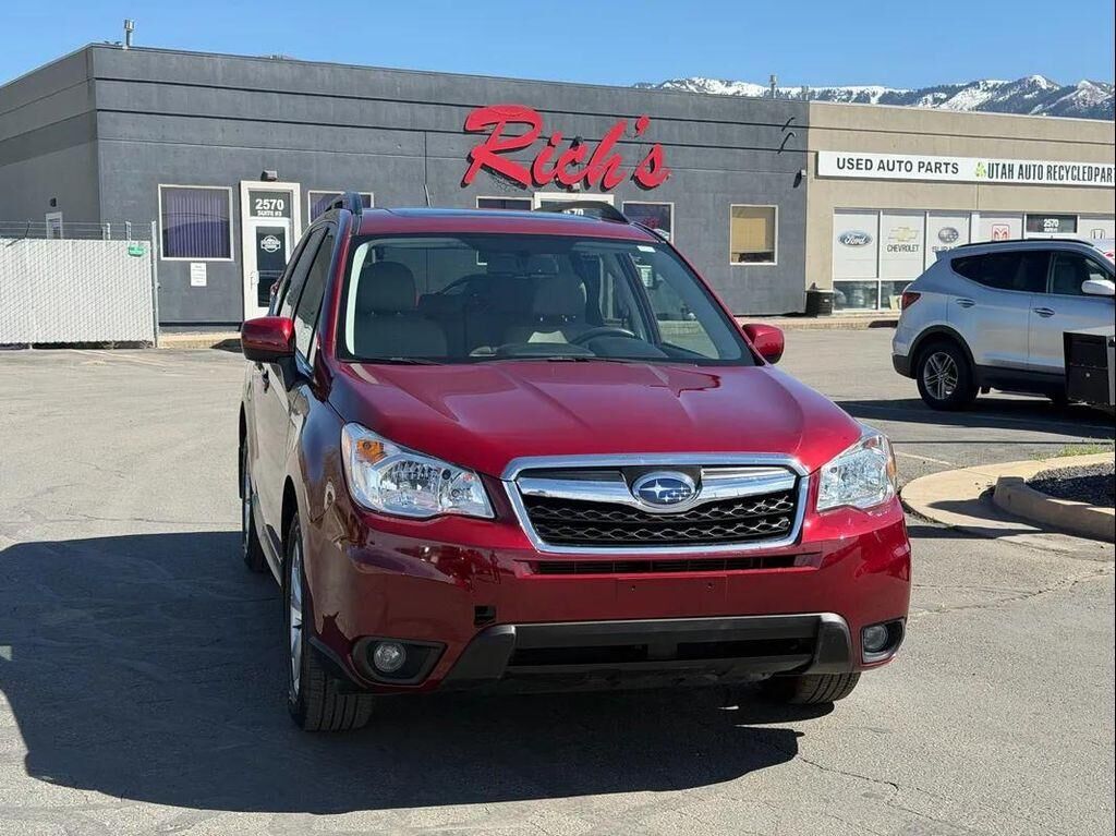 2015 SUBARU Forester