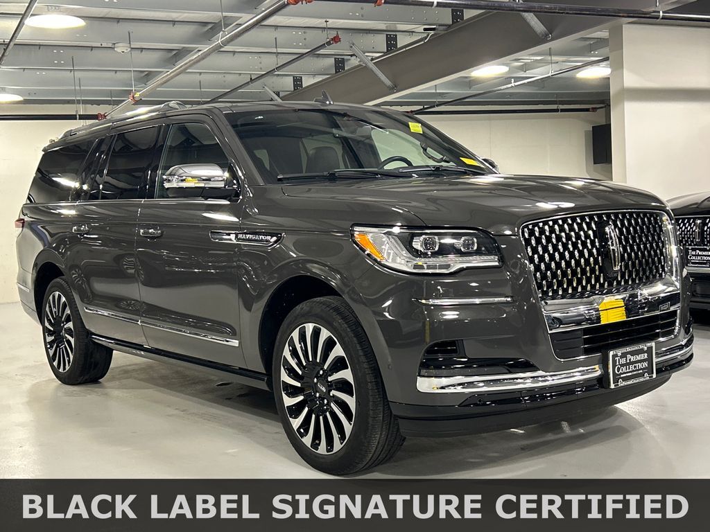 2024 LINCOLN Navigator L