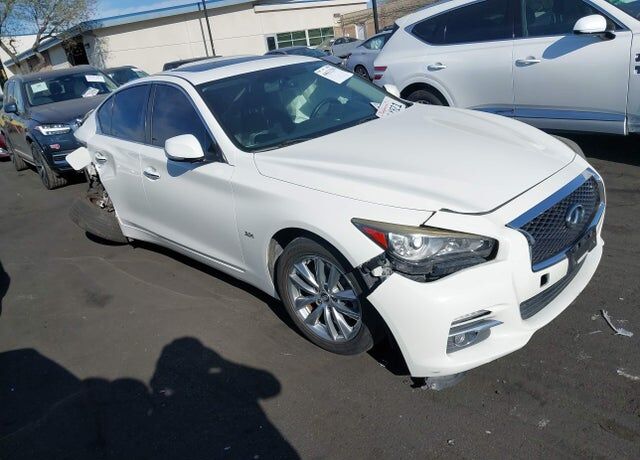 2017 INFINITI Q50