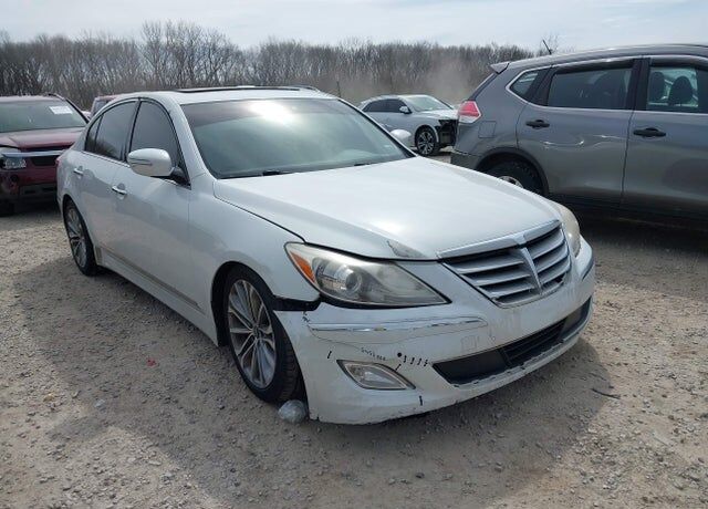 2012 HYUNDAI Genesis