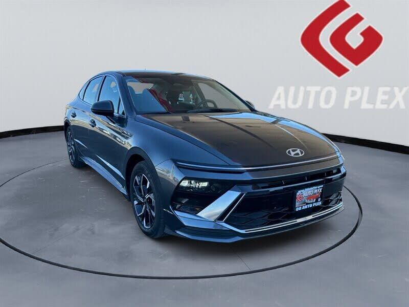 2025 HYUNDAI Sonata