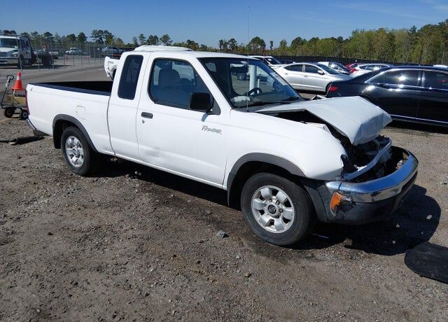 2000 NISSAN Frontier